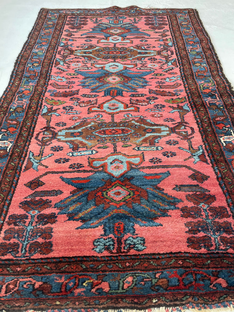 SOLD | GORGEOUS Bubble Gum - Salmon Pink with Ice Blue & Olive Green, Browns, Etc | ~ 4 x 6.6