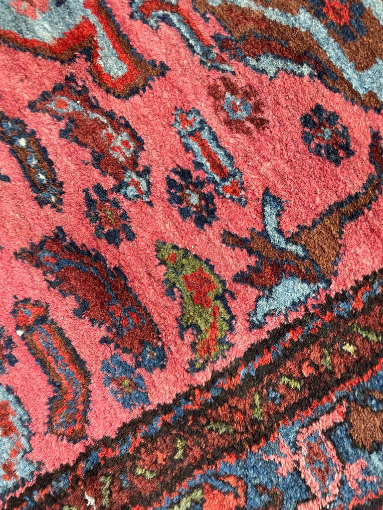 SOLD | GORGEOUS Bubble Gum - Salmon Pink with Ice Blue & Olive Green, Browns, Etc | ~ 4 x 6.6