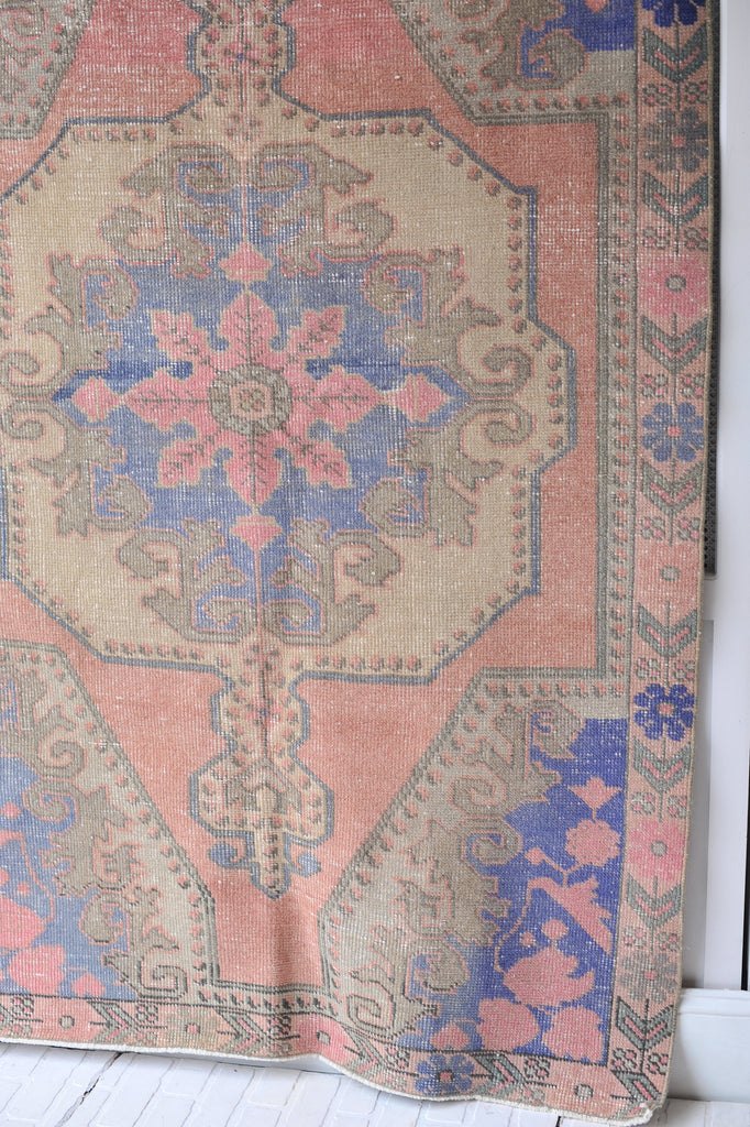 4.2 x 6.8 | Muted & Distressed Vintage Turkish Rug