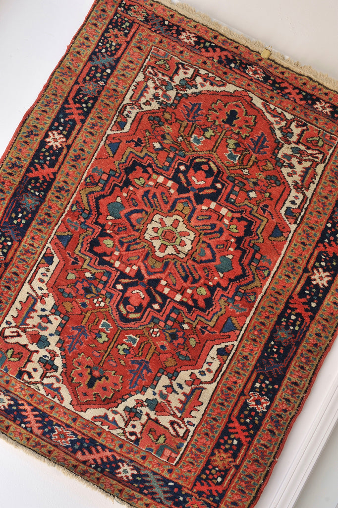 3.6 x 4.3 | Northwest Antique Heriz Mat / Throw rug | Rare Size for this village!