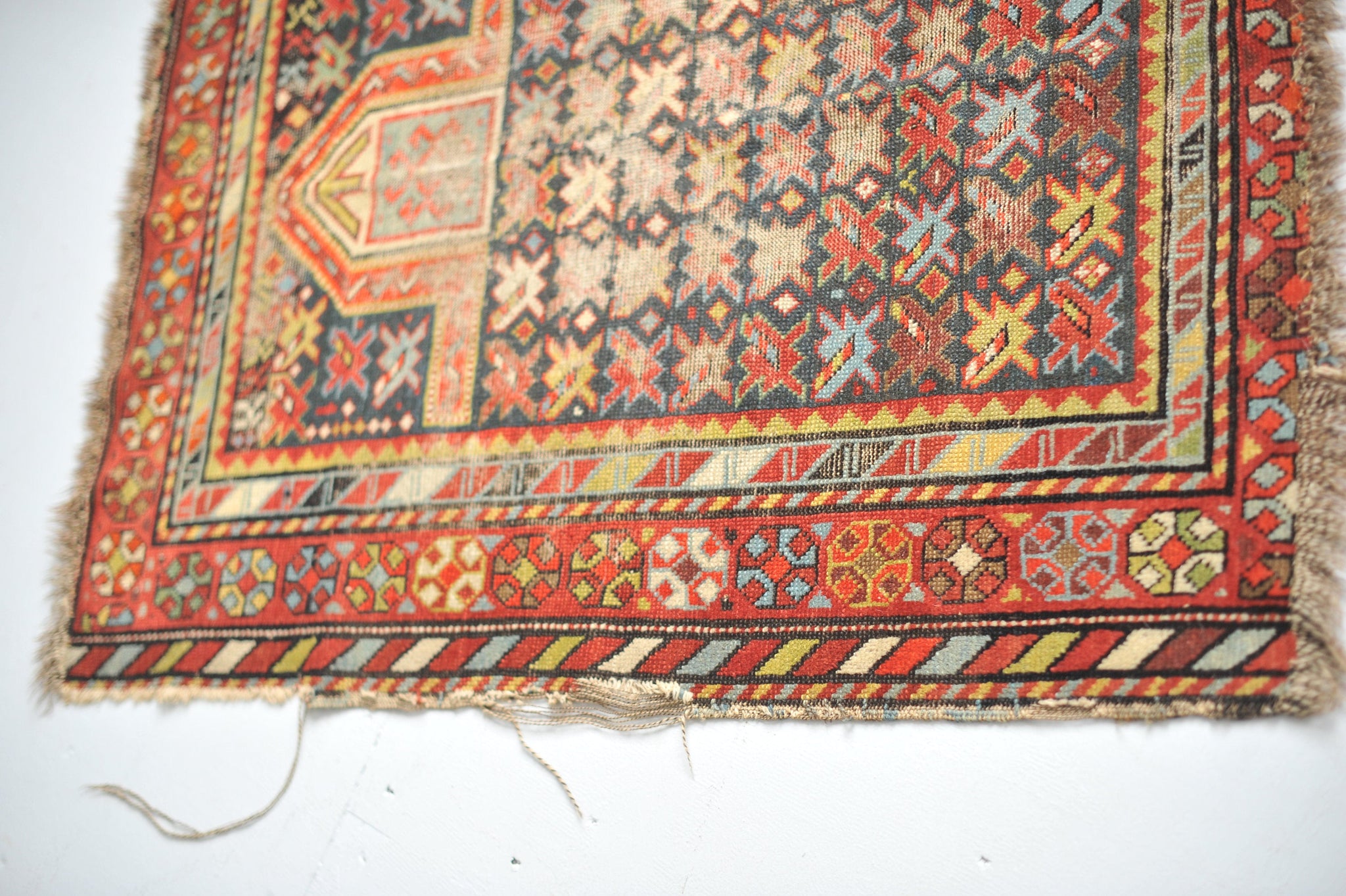 2'5 x 3'10 Antique worn tribal mat #2069 / 3x4 Vintage Rug