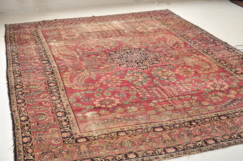 8.3 x 10.11 | Elegant and Sophisticated Classic High-End Antique Rug | Emma
