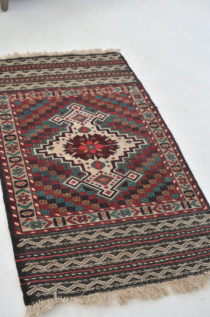 Vintage Rug | 2.8 x 5 | Boho Geometric Tribal Rug