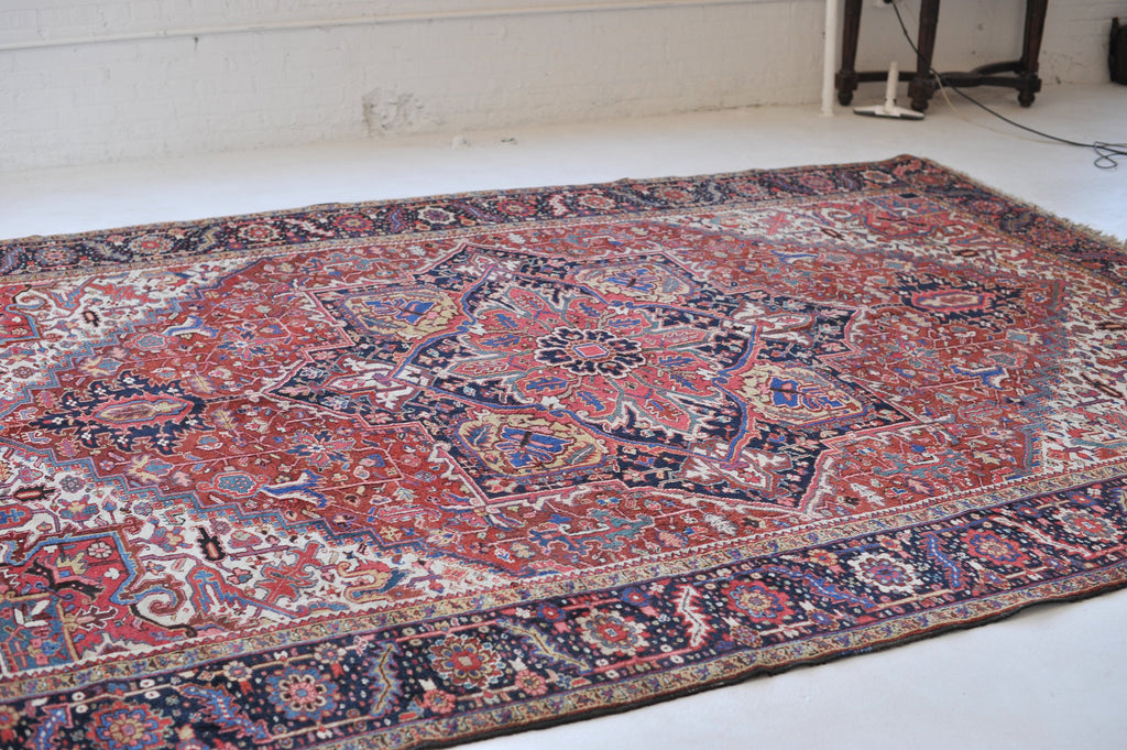 SOLD | LARGE DECORATIVE Vintage Rug | Mystical 4-Guard Dog Motif in this Beauty | 10 x 13 Heriz