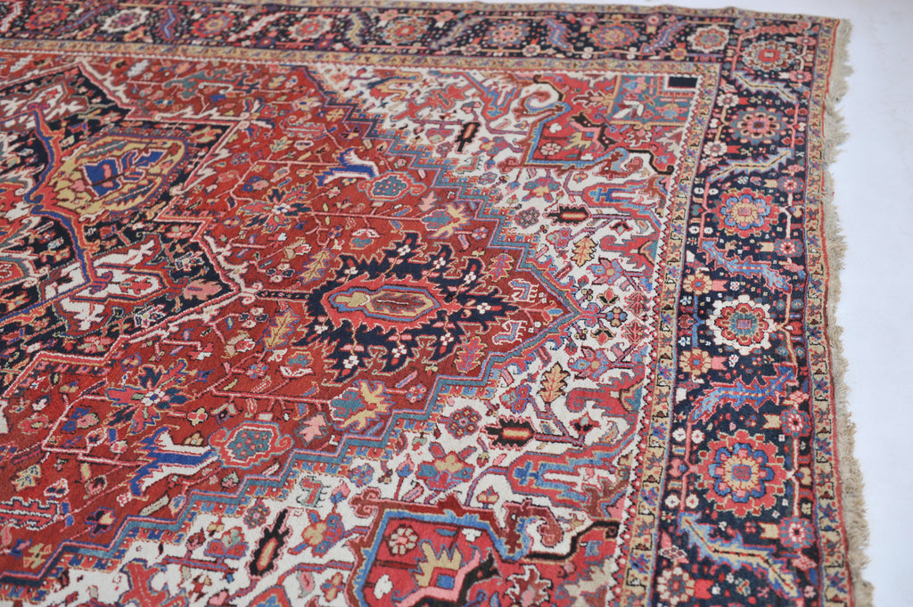 SOLD | LARGE DECORATIVE Vintage Rug | Mystical 4-Guard Dog Motif in this Beauty | 10 x 13 Heriz